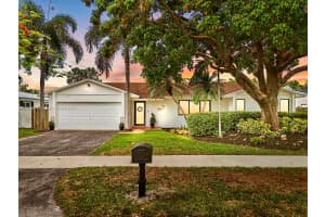 8041 SW 197th Terrace, Cutler Bay, FL 33189, - MLS#A11812871
