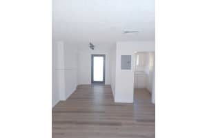 514 Santander Ave APT 4, Coral Gables, FL 33134, - MLS#A11812926