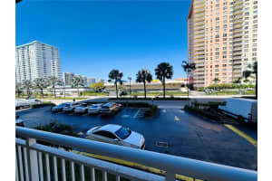 250 174th St APT 115, Sunny Isles Beach, FL 33160, - MLS#A11812932