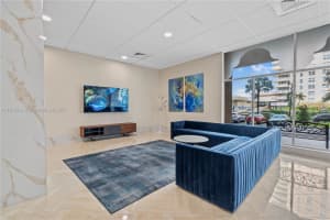 250 174th St APT 115, Sunny Isles Beach, FL 33160, - MLS#A11812932