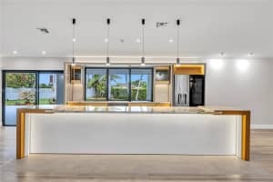 10600 Sw 140th St, Miami