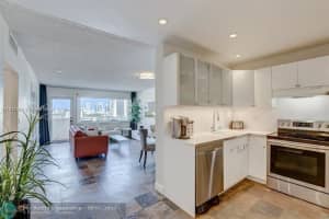 401 Golden Isles Dr 1101, Hallandale Beach, FL 33009 - MLS#A11812974