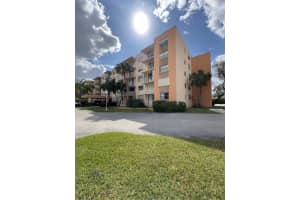 500 Executive Center Dr 2n, West Palm Beach