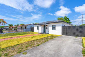 1000 Nw 35th Ct Miami, FL 33125 - MLS#A11813115