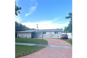 19511 Whispering Pines Rd, Cutler Bay
