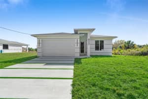 1122 Craft St E, Lehigh Acres