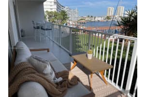 400 Golden Isles Dr APT 10, Hallandale Beach, FL 33009, - MLS#A11813146