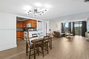 6451 N University Dr 205, Tamarac