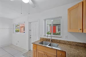 7342 Gary Ave Miami Beach, FL 33141 - MLS#A11813312