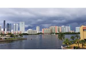 4000 Ne 169th St 407, North Miami Beach