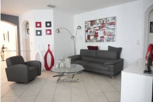 11169 NW 80th Ln, Doral, FL 33178, Sold 08/29/25