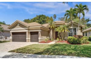 3943 Nighthawk Dr Weston, FL 33331 - MLS#A11813424