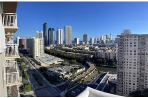 251 174th St 2211 Sunny Isles Beach, FL 33160 - MLS#A11813463