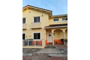 17847 NW 74th Path, Hialeah, FL 33015, - MLS#A11813470