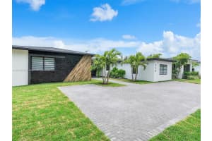 420 N Shore Dr, Miami Beach, FL 33141, - MLS#A11813510