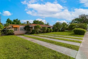 7280 Sw 9th St Miami, FL 33144 - MLS#A11813536