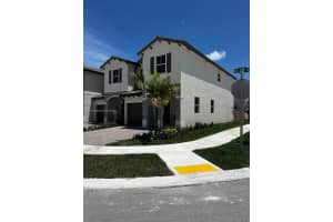 2424 SE 28th St #2424, Homestead, FL 33035, - MLS#A11813542