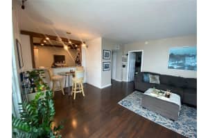 6900 Bay Dr APT 10D, Miami Beach, FL 33141, - MLS#A11813574