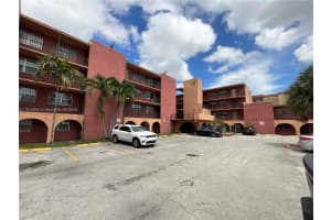 6620 W 2nd Ct 206, Hialeah