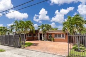 6250 W 6th Ave, Hialeah, FL 33012, - MLS#A11813706