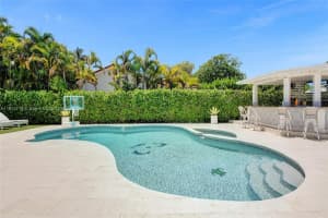 2080 NE 214th St, Miami, FL 33179, Sold 07/09/25