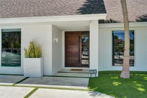 2080 NE 214th St, Miami, FL 33179, Sold 07/09/25