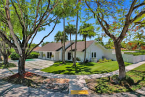 2080 NE 214th St, Miami, FL 33179, Sold 07/09/25