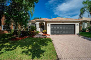 1123 Nw 131st Ave, Pembroke Pines