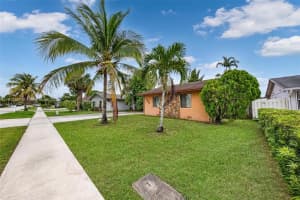 7606 SW 8th Ct, North Lauderdale, FL 33068, - MLS#A11813897