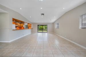 7606 SW 8th Ct, North Lauderdale, FL 33068, - MLS#A11813897