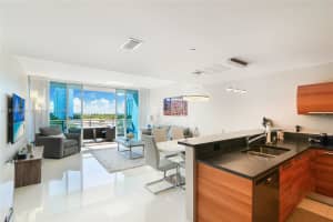 2950 NE 188th St APT 411, Aventura, FL 33180, - MLS#A11813931
