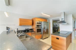2950 NE 188th St APT 411, Aventura, FL 33180, - MLS#A11813931