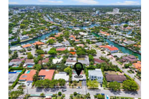 12480 Keystone Island Dr, North Miami