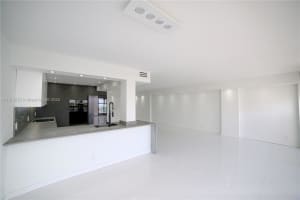 200 Leslie Dr 314, Hallandale Beach