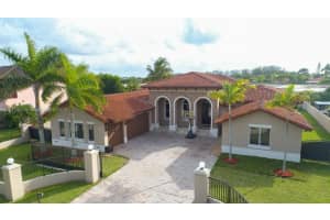 19686 Sw 130th Ave Rd Miami, FL 33177 - MLS#A11813987