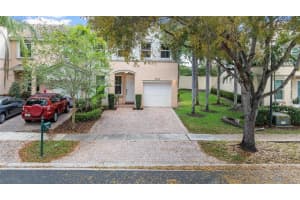 16316 SW 48th St, Miramar, FL 33027 - MLS#A11814047