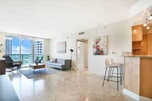 350 SE 2nd St APT 1550, Fort Lauderdale, FL 33301, - MLS#A11814110