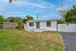 6044 Sw 37th St Miramar, FL 33023 - MLS#A11814170