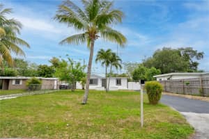 6044 Sw 37th St Miramar, FL 33023 - MLS#A11814170
