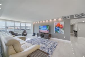 1985 S Ocean Dr APT 16Q, Hallandale Beach, FL 33009, - MLS#A11814176