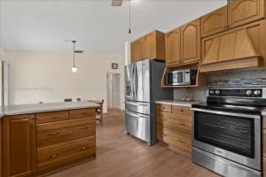 347 NW 17th St, Homestead, FL 33030, Sold 08/12/25