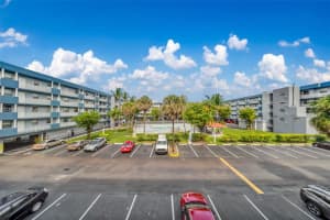 1655 W 44th Pl APT 346, Hialeah, FL 33012, Sold 08/05/25