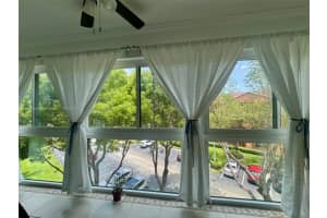 701 Sw 142nd Ave 414s, Pembroke Pines