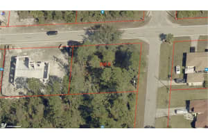 206 E 10 St Lehigh Acres, FL 33972 - MLS#A11814376