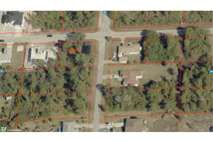 206 E 10 St Lehigh Acres, FL 33972 - MLS#A11814376