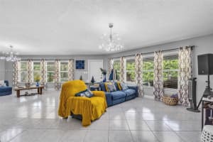 15240 SW 188th St, Miami, FL 33187, - MLS#A11814463