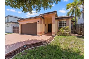 19847 Nw 86th Ave, Hialeah