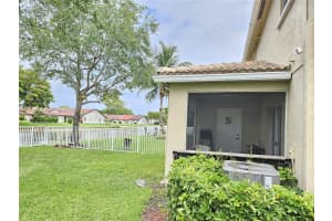 9279 Chambers St, Tamarac, FL 33321, - MLS#A11814531