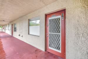 7301 NW 1st St, Margate, FL 33063, Sold 07/11/25