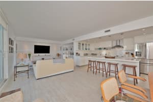 101 Crandon Blvd 480, Key Biscayne